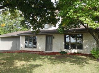 7591 142nd St W, Apple Valley, MN 55124