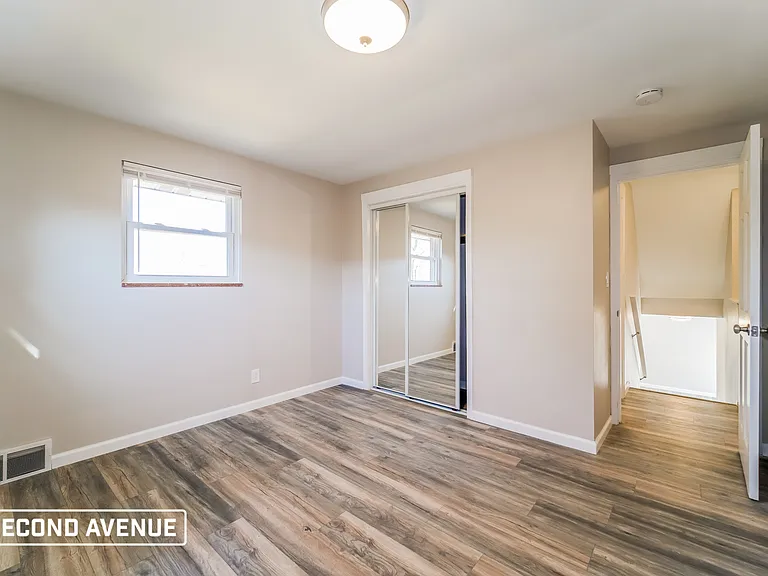 512 Holly Dr — Photo 10
