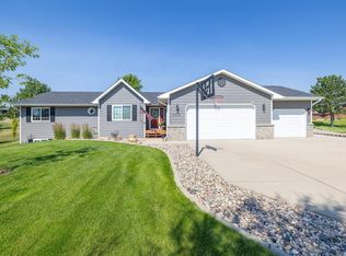 5201 Cale Ct, Rapid City, SD 57701
