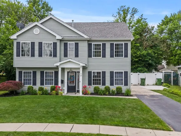 14 Baxter Rd, Edison, NJ 08817