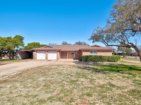 2nd image of 814 Farm Road 41