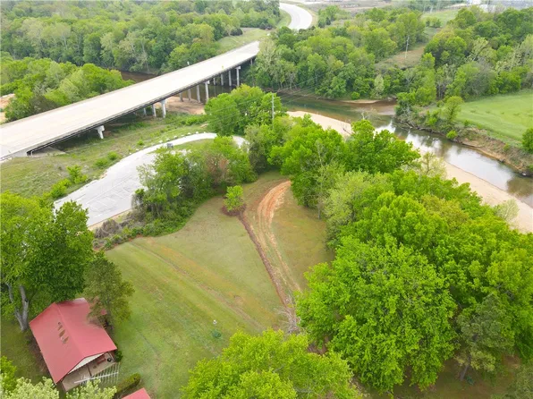 3031 Highway 62 W, Berryville, AR 72616