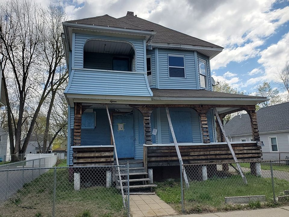 1st image of 15 Kenyon St