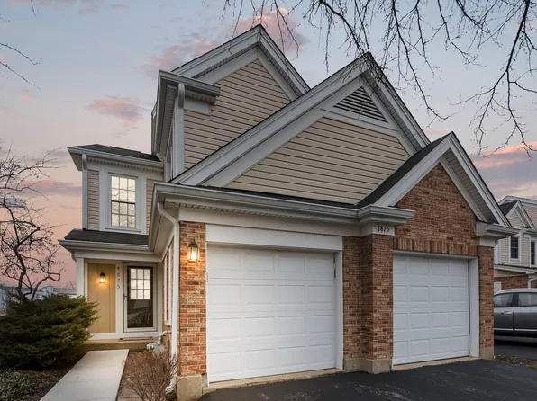 4875 Turnberry Dr, Hoffman Estates, IL 60010
