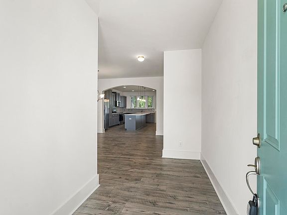 4th image of 1088 Magnolia Warbler Way