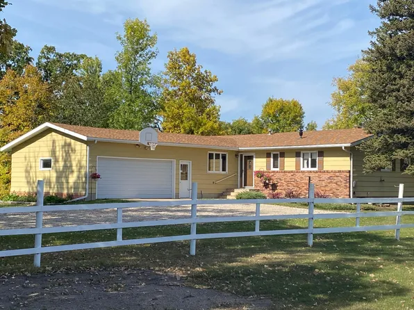 14196 Riverbend Trl, Thief River Falls, MN 56701