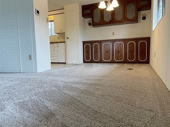 4th image of 24222 54th Avenue W #24