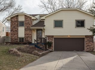 13717 Valley St, Omaha, NE 68144