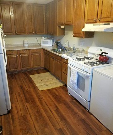 3rd image of 1420 Robinwood Dr
