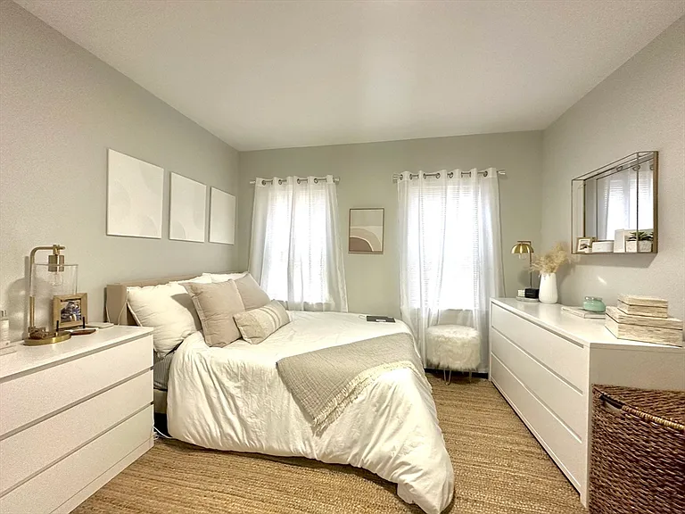 249 Everett St #2 — Photo 5