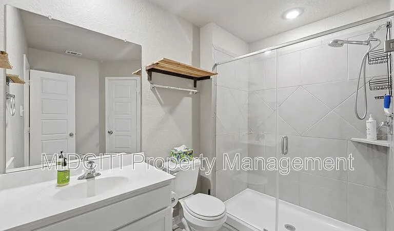 1116 River Wood — Photo 25