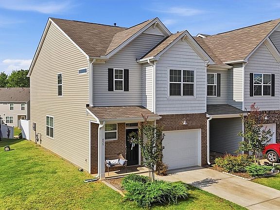 2nd image of 455 Bee Cove Way