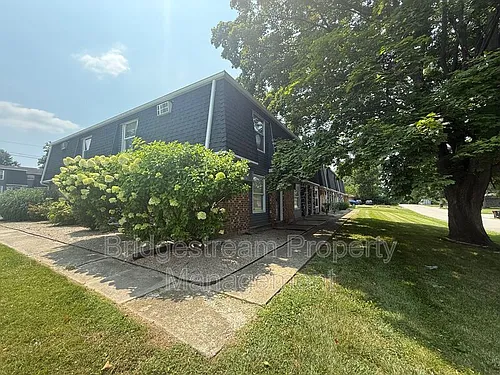 144 Forest St Photo 1