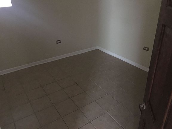 5th image of 2517 W Warren Blvd Unit 1
