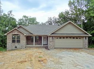 536 Saint George Dr, Crossville, TN 38558