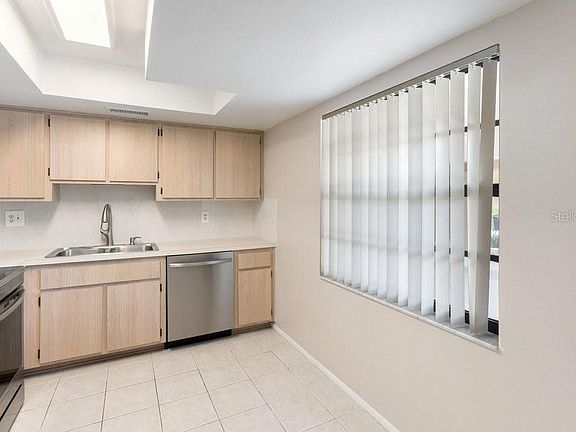 3rd image of 9224 KEYES PLACE