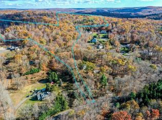 148 Hanover Rd, Newtown, CT 06470