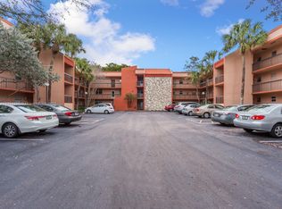 3140 Holiday Springs Blvd #9-312, Margate, FL 33063