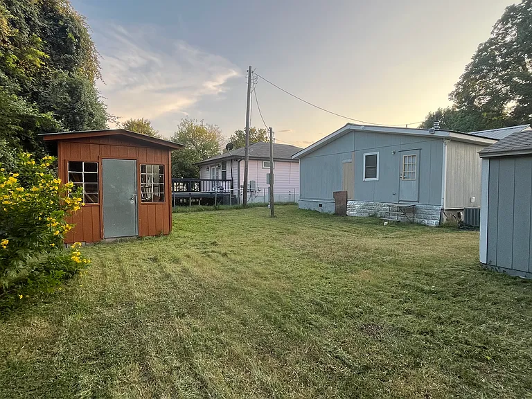 13601 Crooked Creek Dr — Photo 33