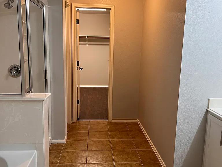 9405 Castle Pines Dr — Photo 13