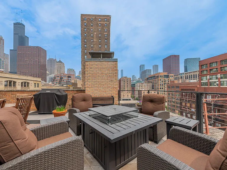 714 S Dearborn St #Penthouse 9 — Photo 17