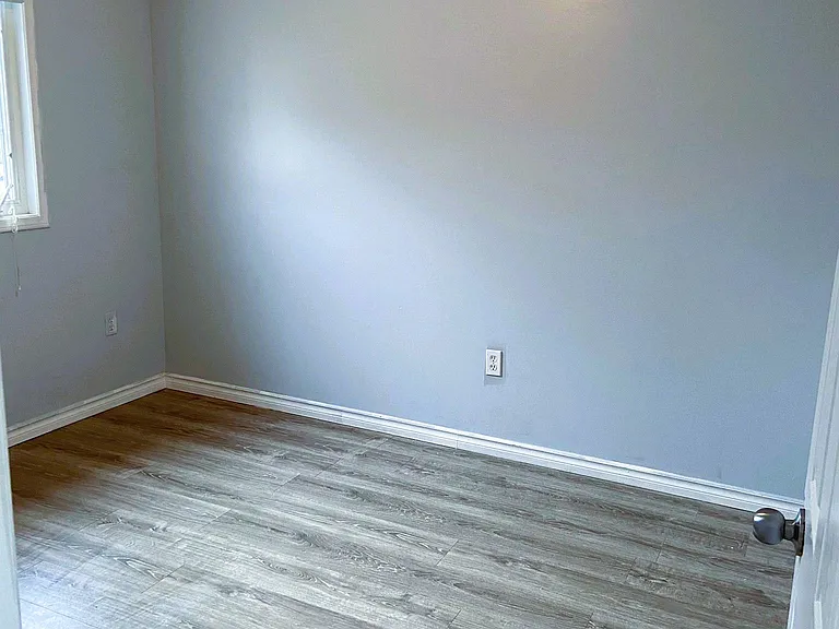 490 Activa Ave #UPPER — Photo 14