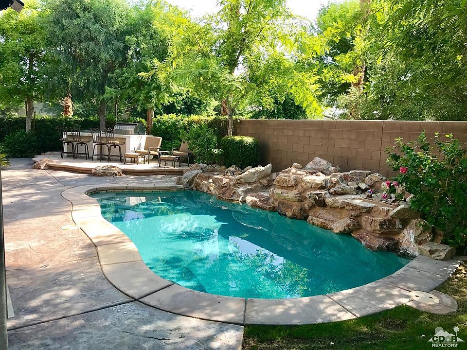 1st image of 61582 Toro Canyon Way