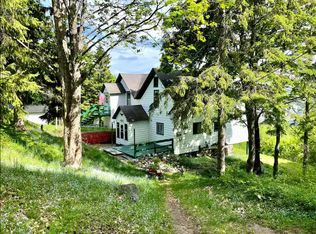 19761 McKinley St, Hancock, MI 49930