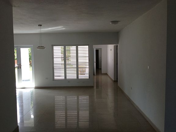 Dining / Hallway