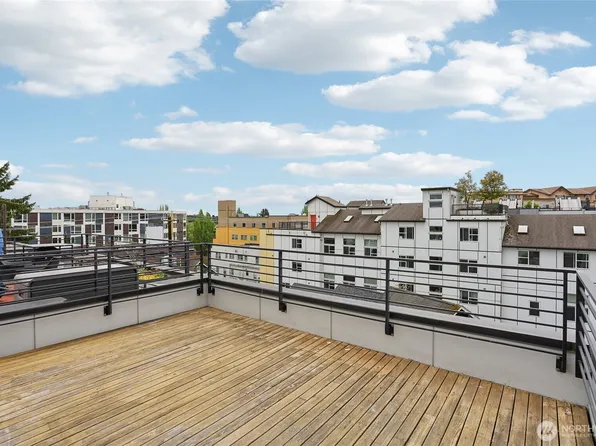 1917 E Denny Way, Seattle, WA 98122