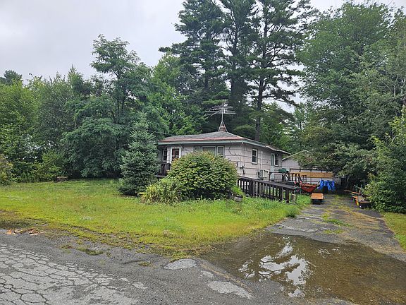 3rd image of 1 Knowles Avenue