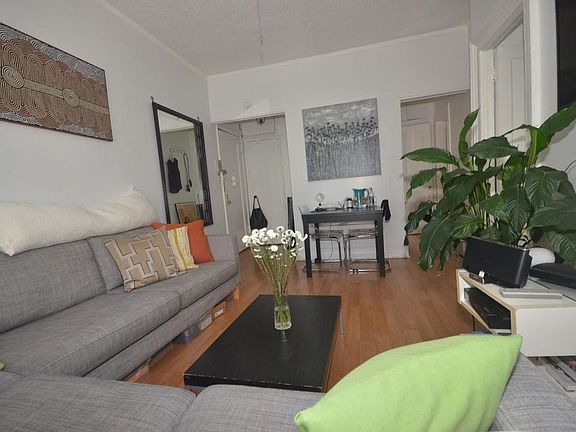 2nd image of 9 Charlton St APT 7