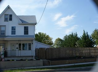 2727 Banks St, Harrisburg, PA