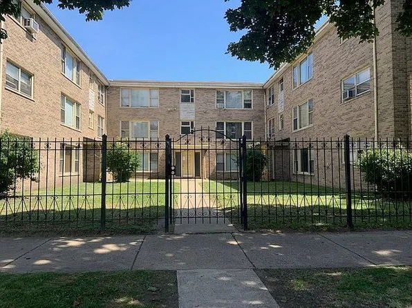 7911 S Ellis Ave, Chicago, IL 60619