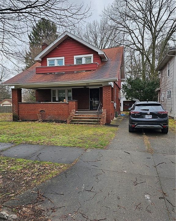 1st image of 1068 Delia Ave