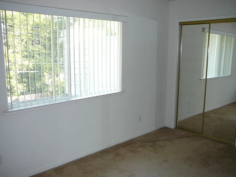 6033 Leafwood Dr — Photo 23