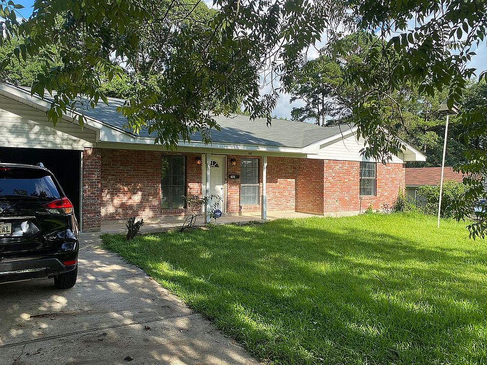 2nd image of 1407 Clara Carr St