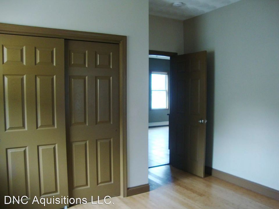 2nd image of 186 Federal St APT 3