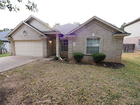 3rd image of 3932 Kristencreek Ln