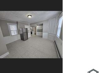 286 Lake Ave #2, Manchester, NH 03103