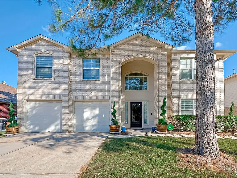 3822 Willow Stone Ct — Photo 1