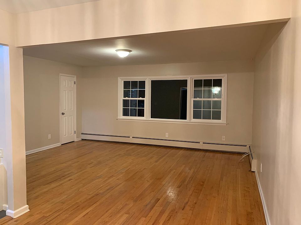 1st image of 00-13 118th St #2