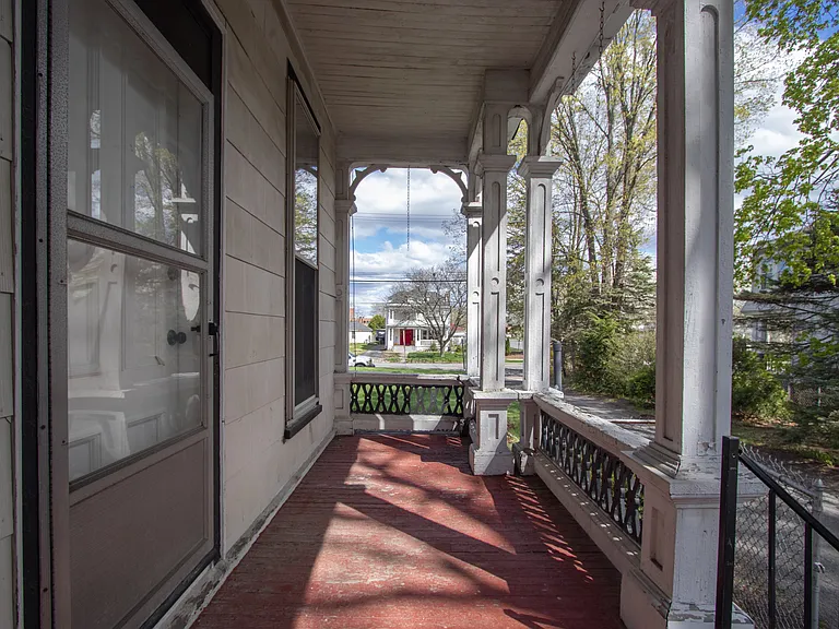 1851 Northampton St #1L — Photo 49