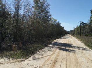 624 Usina Ave, Interlachen, FL 32148