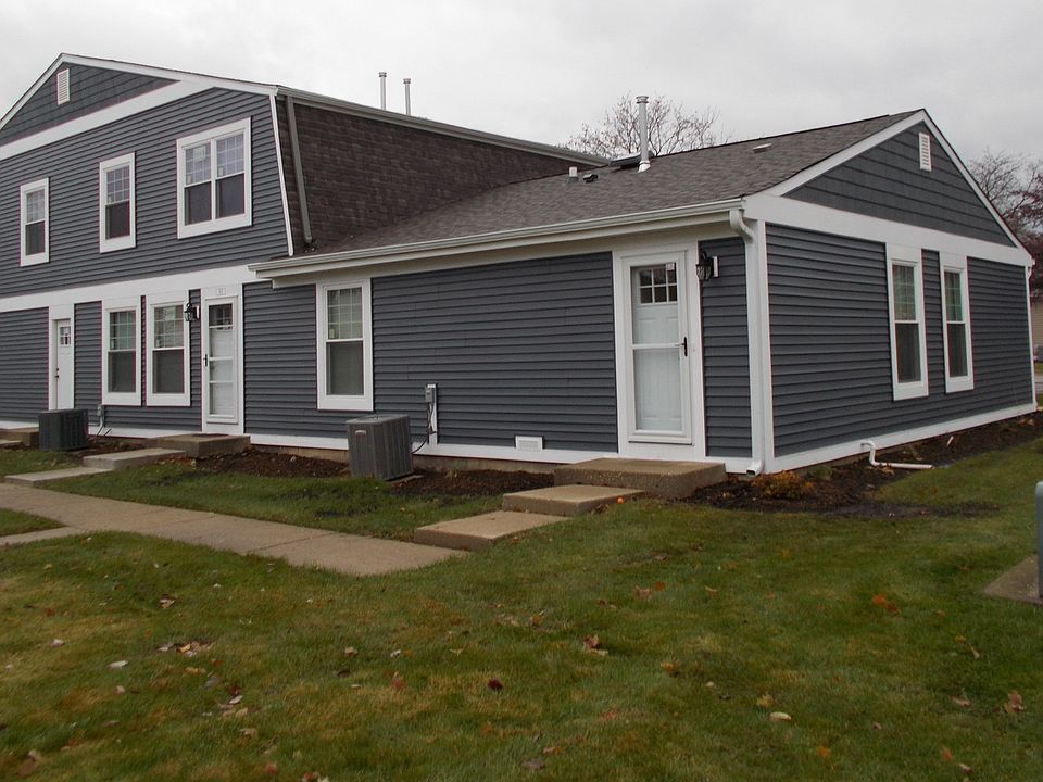 1st image of 414 Somerset Ln #Na