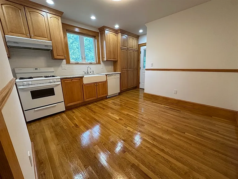 63-65 Evans St #65 — Photo 7