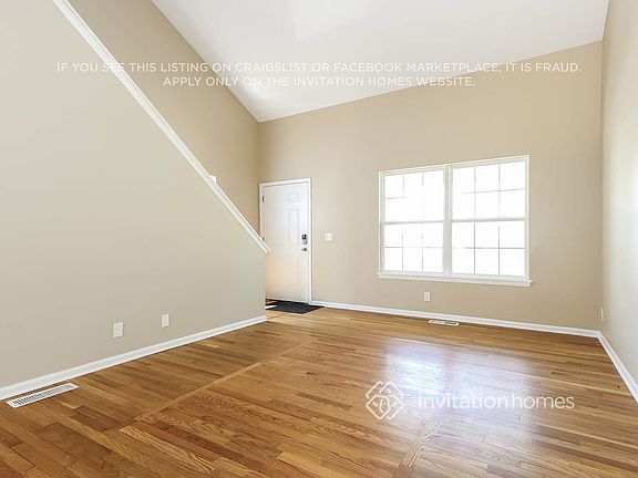 3rd image of 1751 Hickory Park Ln