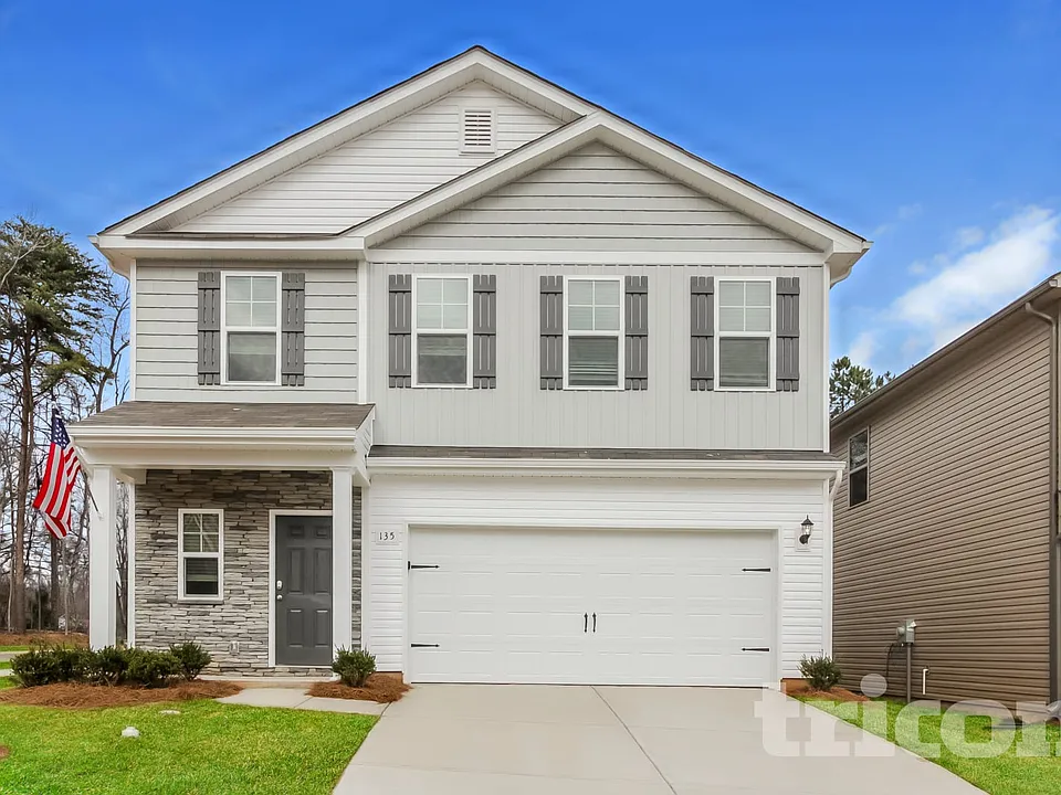 135 Spring Knoll Dr