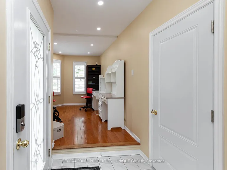 25 Pine Gate Pl — Photo 16