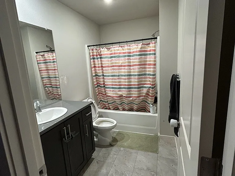 602 Pickering Ln — Photo 42